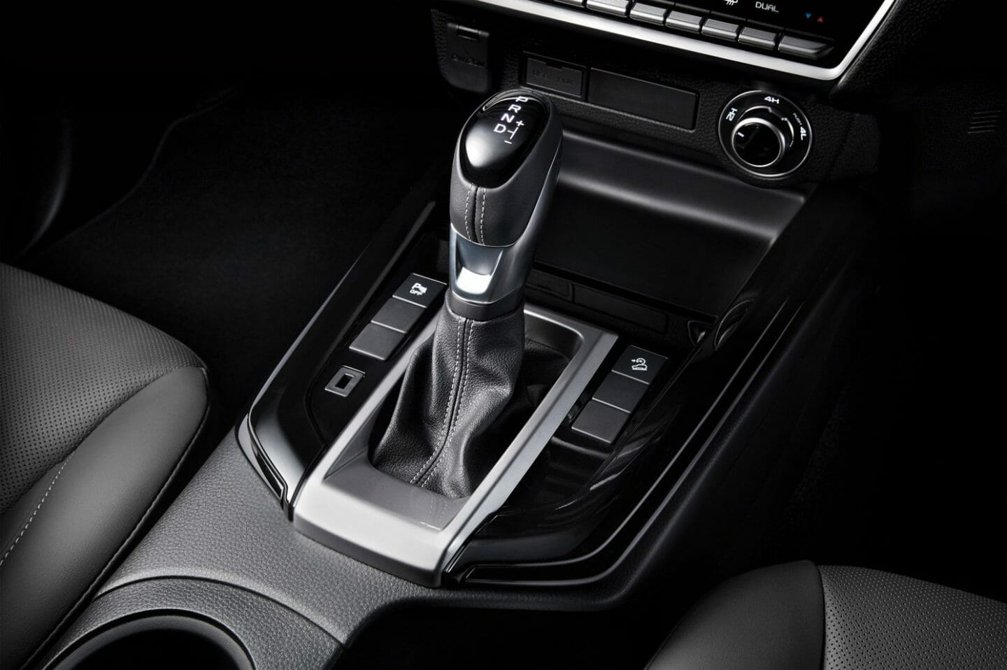 6-Speed Automatic with Sequential Shift