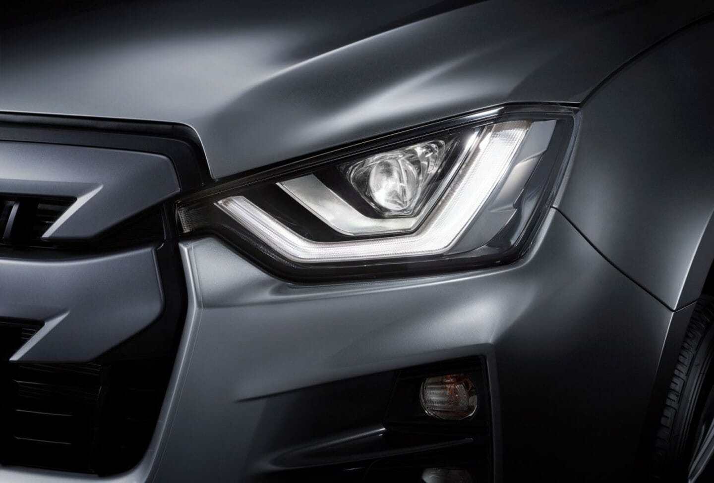 Bi-LED Projector Headlamps with LED DRL