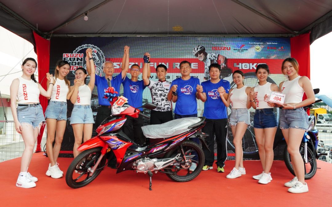 CYCLISTS ENJOY FUN RIDE AROUND IPOH WITH ISUZU