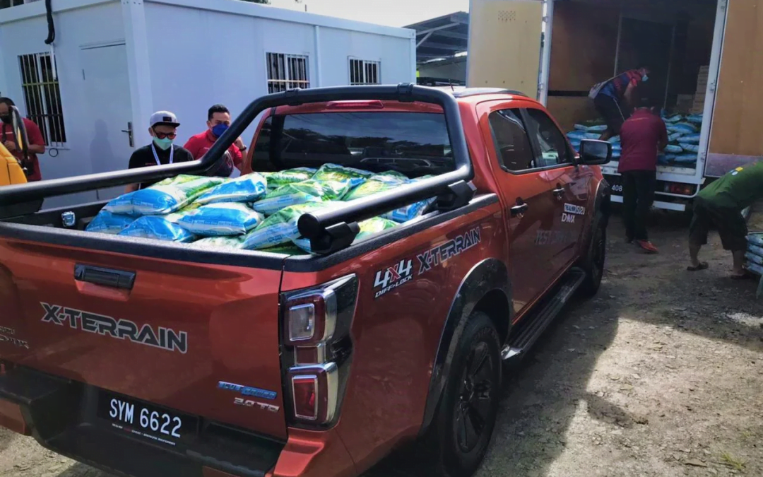 KAMPUNG SUAUD CHARITY DRIVE