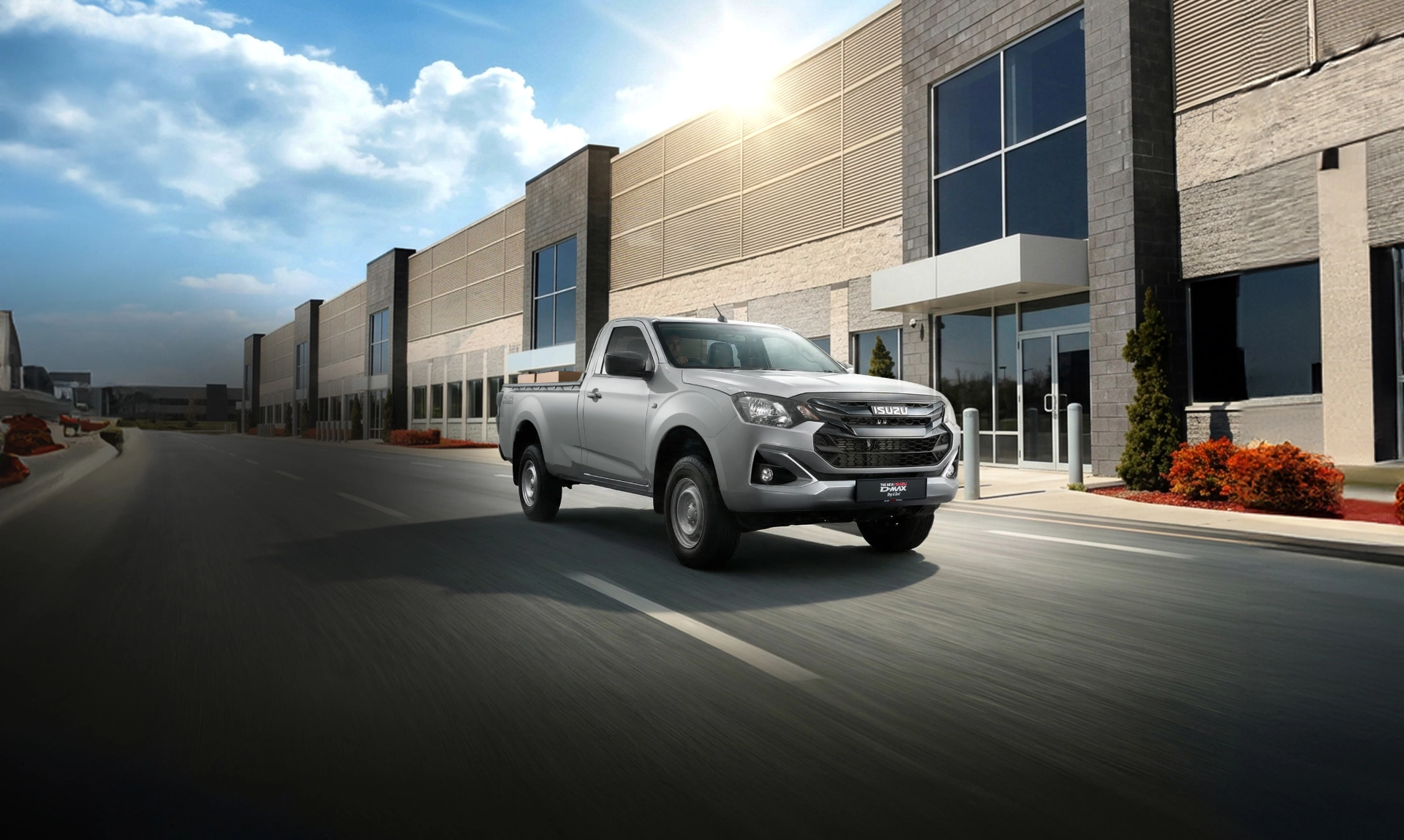 model-rg21-single-cab-hero-nologo-v2